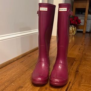 Hunter rain boots. Women’s size 9.